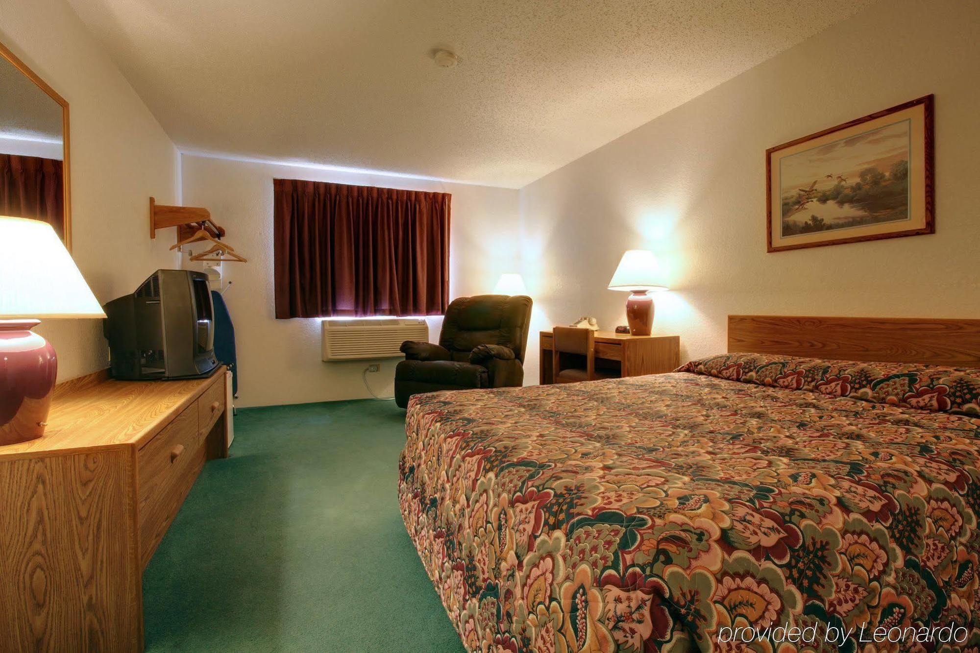 Americas Best Value Inn & Suites Cassville Roaring River Pokój zdjęcie